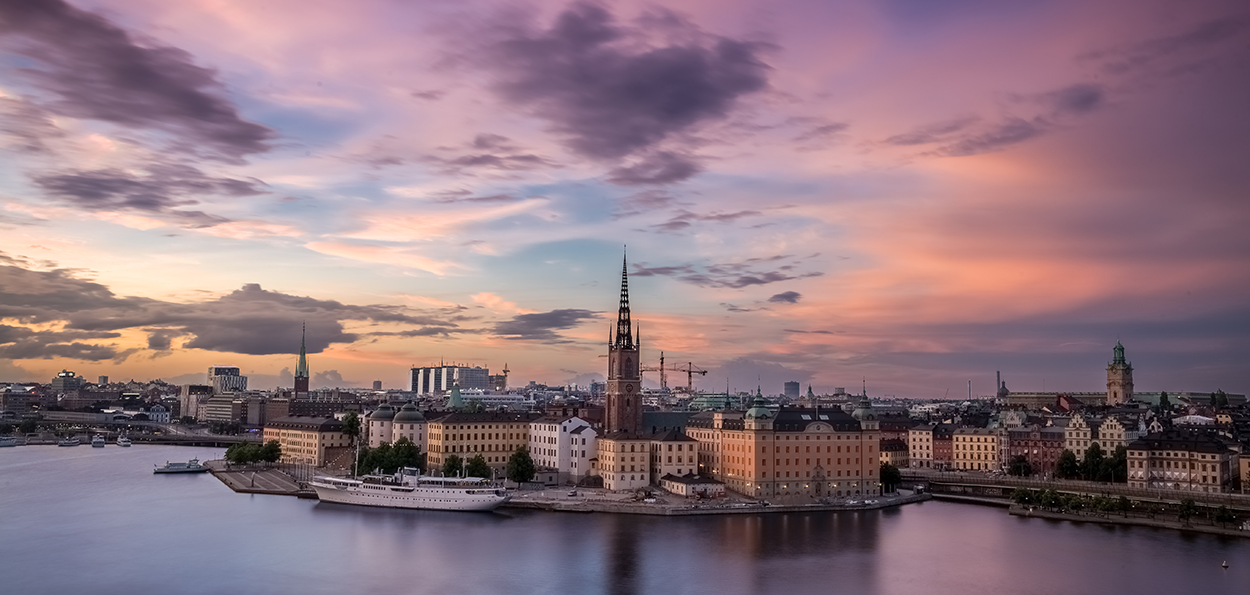 Vy över Stockholm i solnedgång